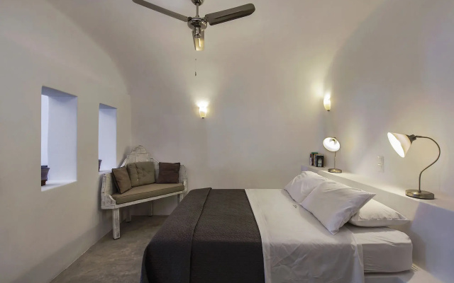 Theodora Suites - Adults Only