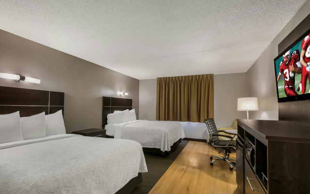 Red Roof Inn PLUS+ & Suites Knoxville West-Cedar Bluff