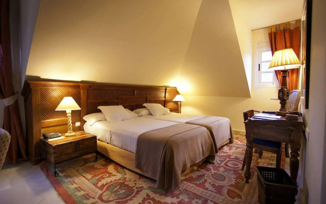Hotel Hacienda Montenmedio