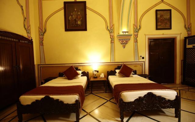 Narain Niwas Palace