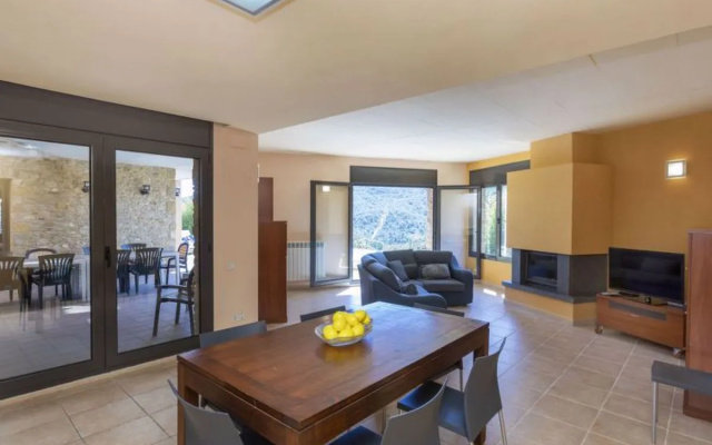 House Oceania Calonge