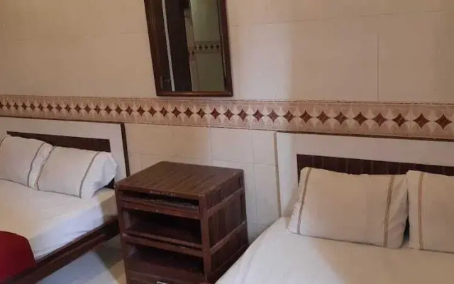 Asha Hotel