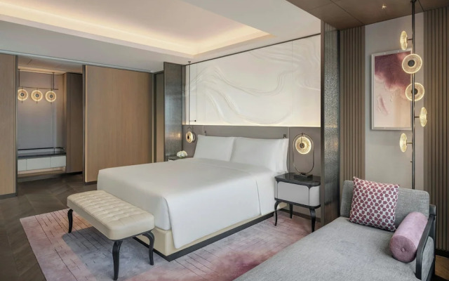 The Ritz-Carlton, Wuhan