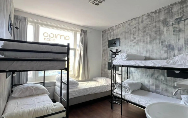 Amigo Budget Hotel