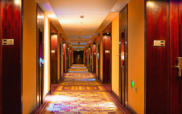 Pu Jing Hotel
