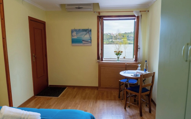 Avernum Relais