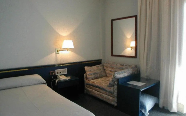 Hotel Rey Sancho Ramírez