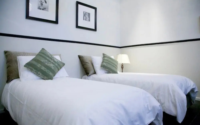 HolyGuest - Luxury & Design in Neve Tzedek