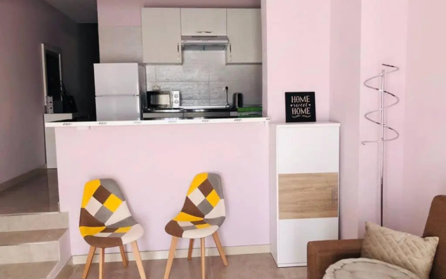Stylish and private 1 bed apartment in San Eugenio