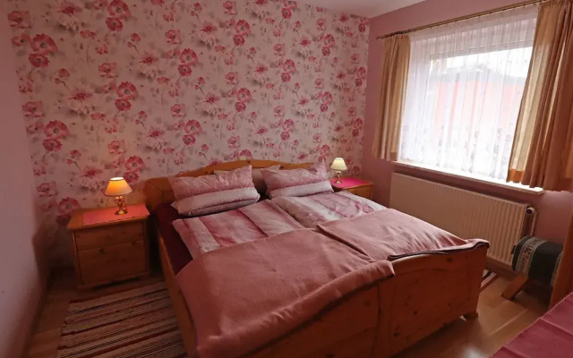 Apartment in Bsum With Garden