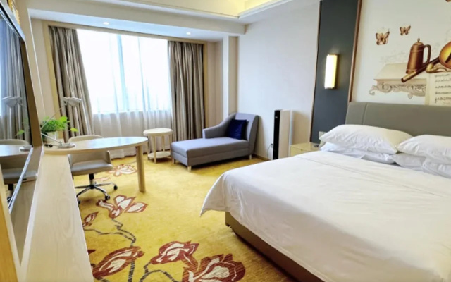 Vienna International Hotel (Pinghu Zhangjiang Science and Technology Park)