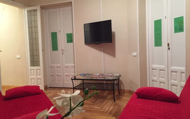 Rooms Arguelles 58