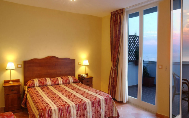 Baia Hotel