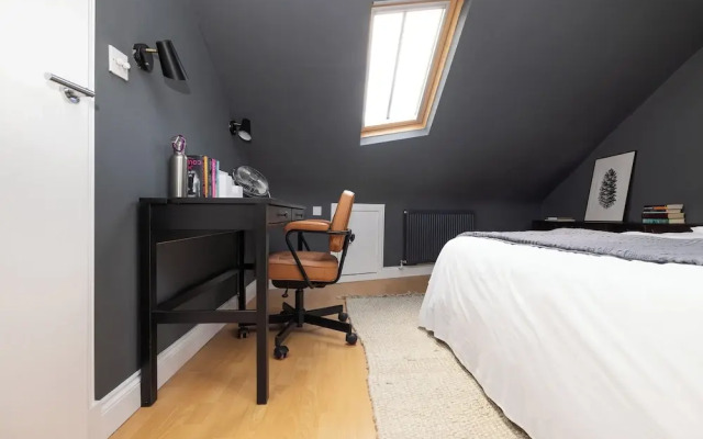 Cozy Maisonette near Edinburgh Castle