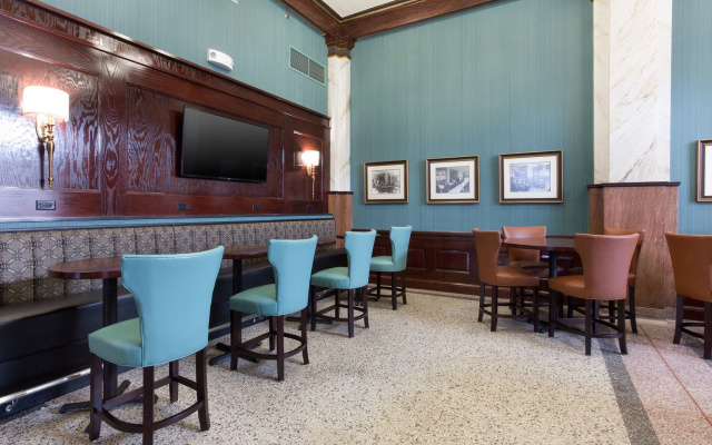 Drury Inn & Suites St. Louis Union Station