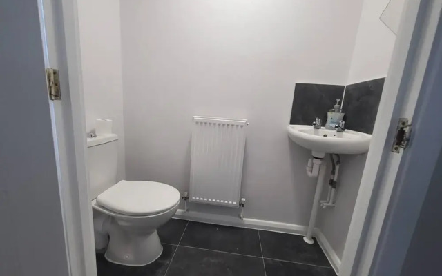 Immaculate 2-bed House in London
