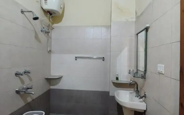 Hotel Downtown Kangra