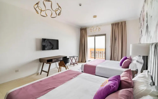 2BD 2 5BA Superior Apt With Pool Gym Beach Access