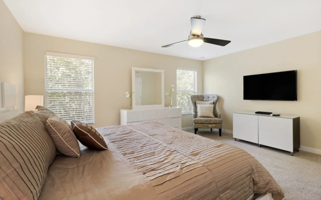 Paradise Palms 8941 A