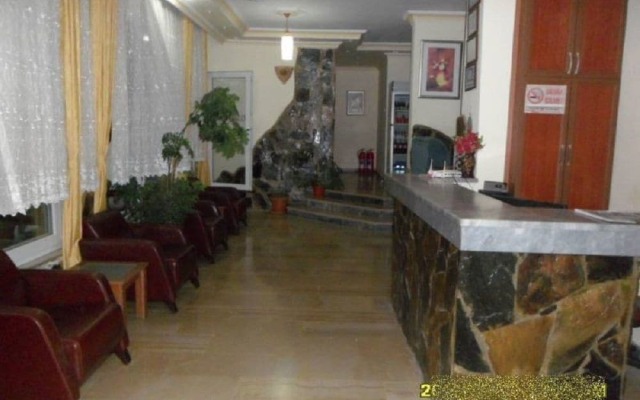 Cann Hotel 1