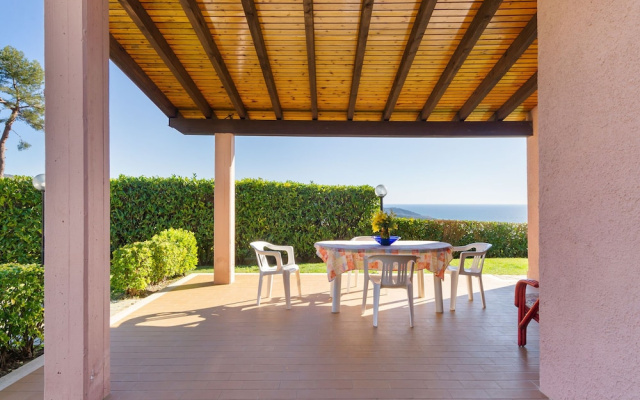 Striking Holiday Home in Diano Arentino With Garden