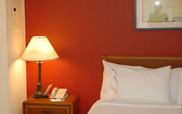 Lakeview Signature Inn Calgary Airport