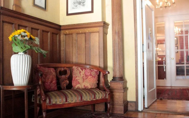 Sugar Hill Harlem Inn