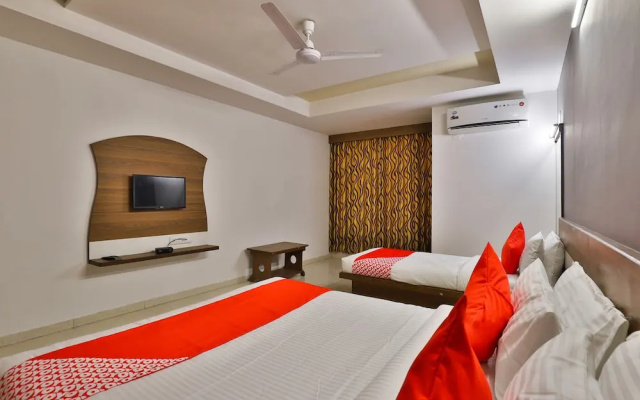 Hotel Tirupati By OYO Rooms