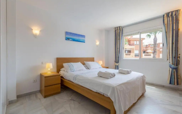 Apartment 925
