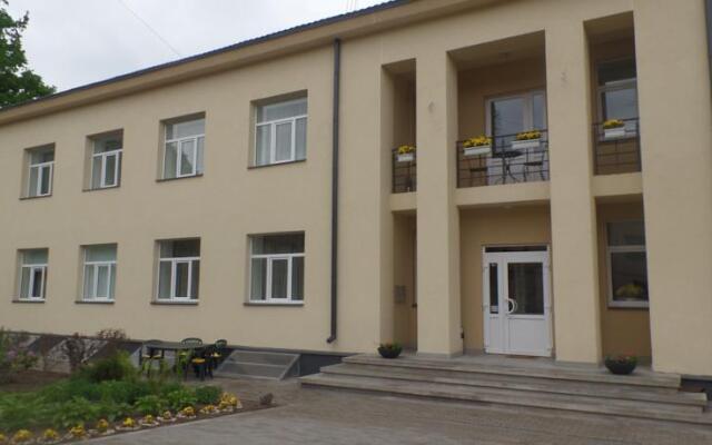 Happy Hotel вид на фасад