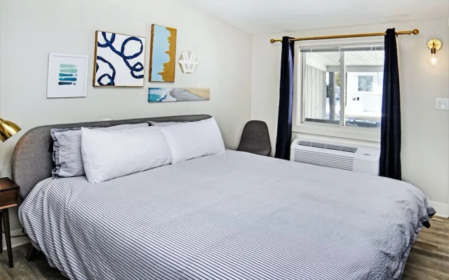 Coastal Suites Resort