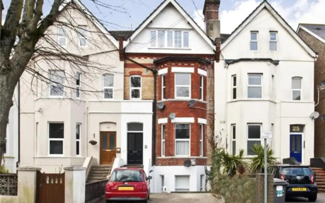 Large Maisonette - DHH