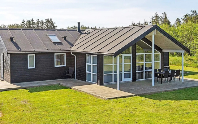 Luxurious Holiday Home in Løkken with Hot Tub & Sauna
