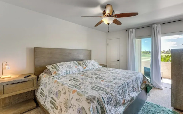 Golf Views & Pool Access: Central Scottsdale Condo