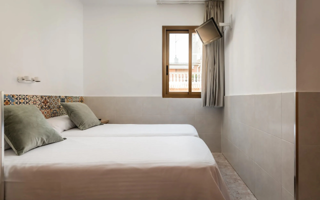 Hostal Baler