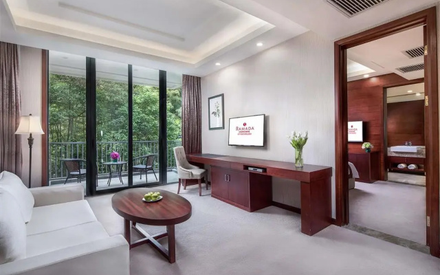 Ramada Xianning Chongyang