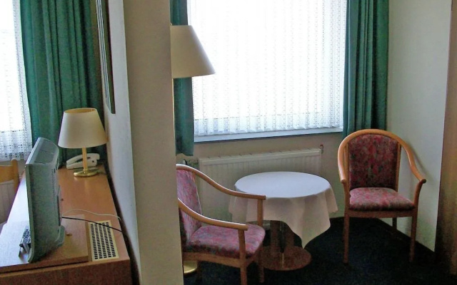 EMS Hotel