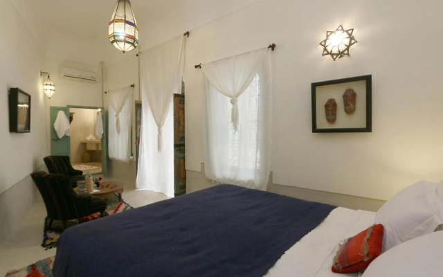 Riad dar ayur