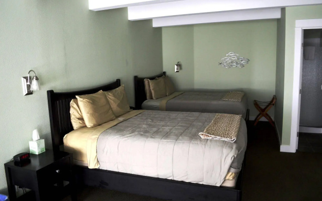 Beachfront Manor Hotel