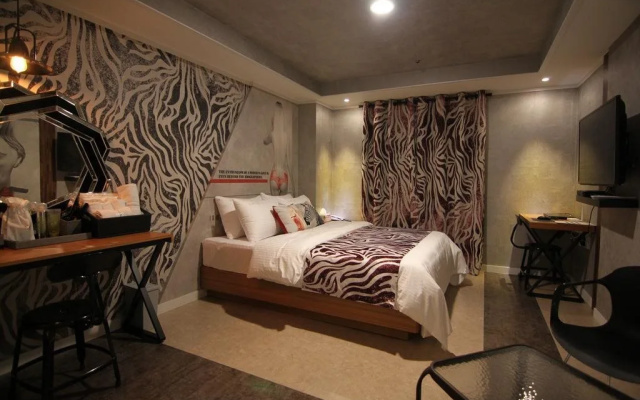 Gallery 9 Motel