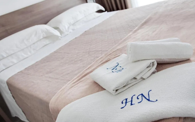 Hotel Nadir