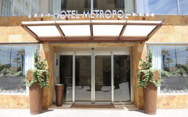 Hotel Metropol вид на фасад
