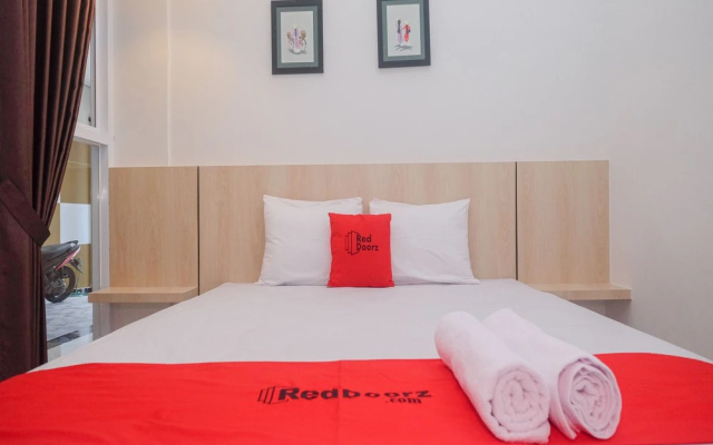 RedDoorz Syariah @ Tlogosari Semarang
