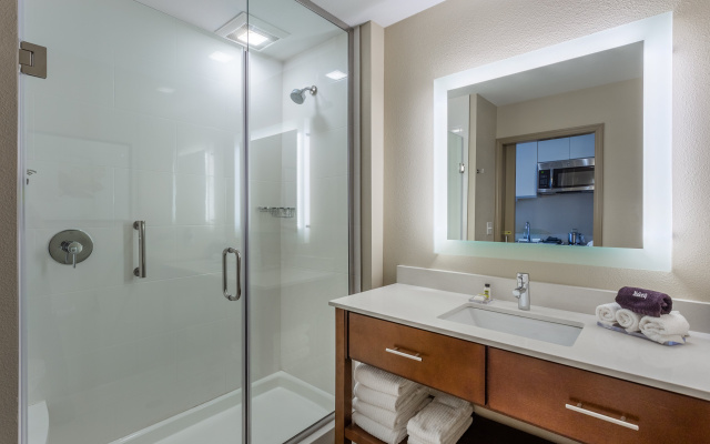 Candlewood Suites Fargo South- Medical Center by IHG
