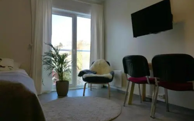 Lilland Hostel Tau
