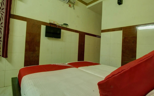 OYO 30673 K R K Residency