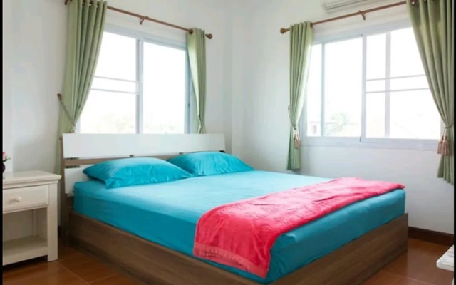 Orange Villa