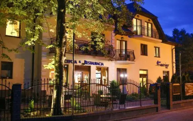Villa Mariner