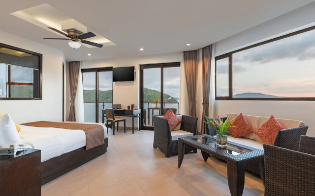 Busuanga Bay Lodge