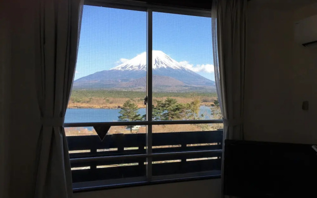 Shoji Mount Hotel